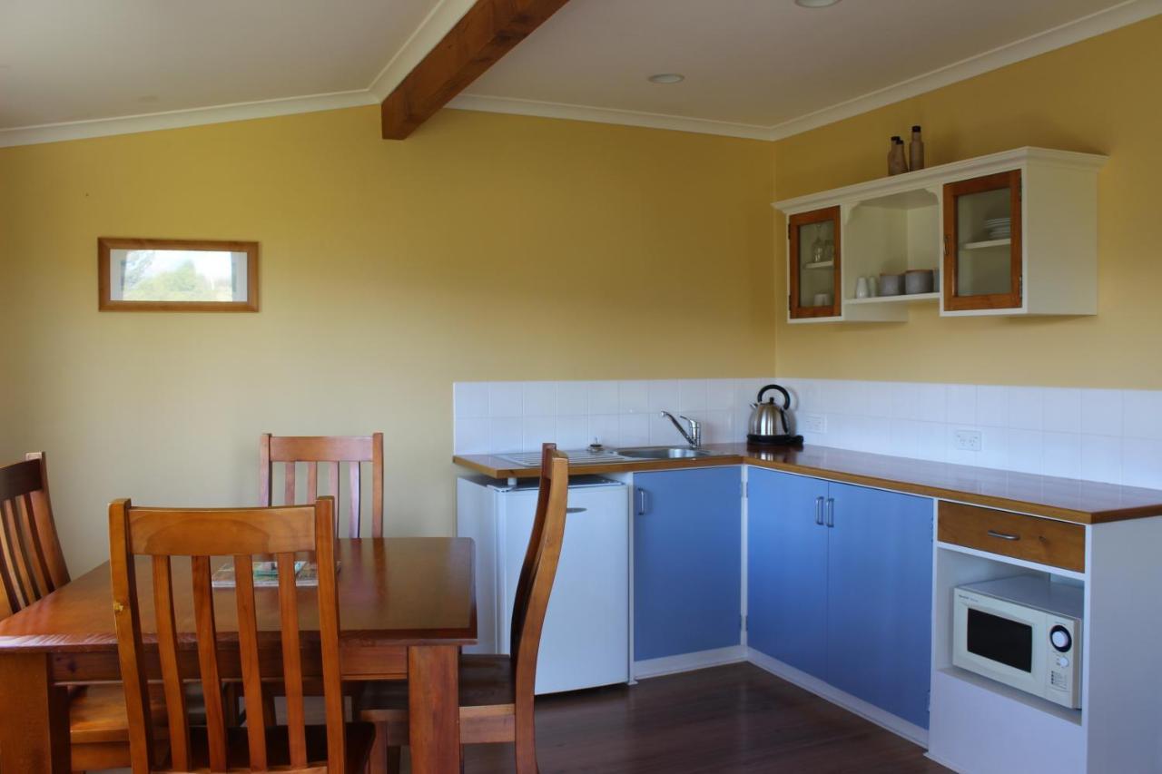 Blue Thistle Cottages Те-Анау Екстер'єр фото