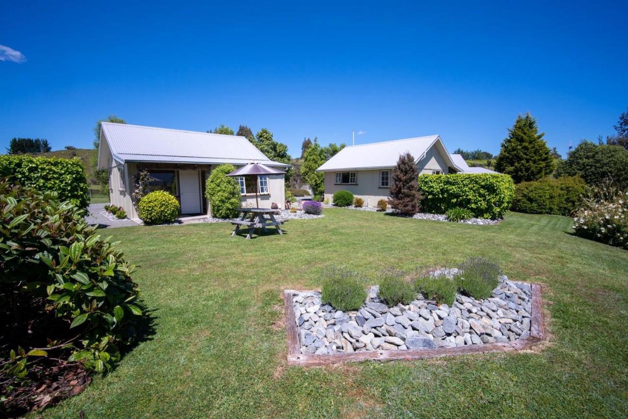 Blue Thistle Cottages Те-Анау Екстер'єр фото