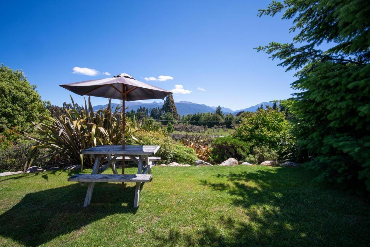 Blue Thistle Cottages Те-Анау Екстер'єр фото