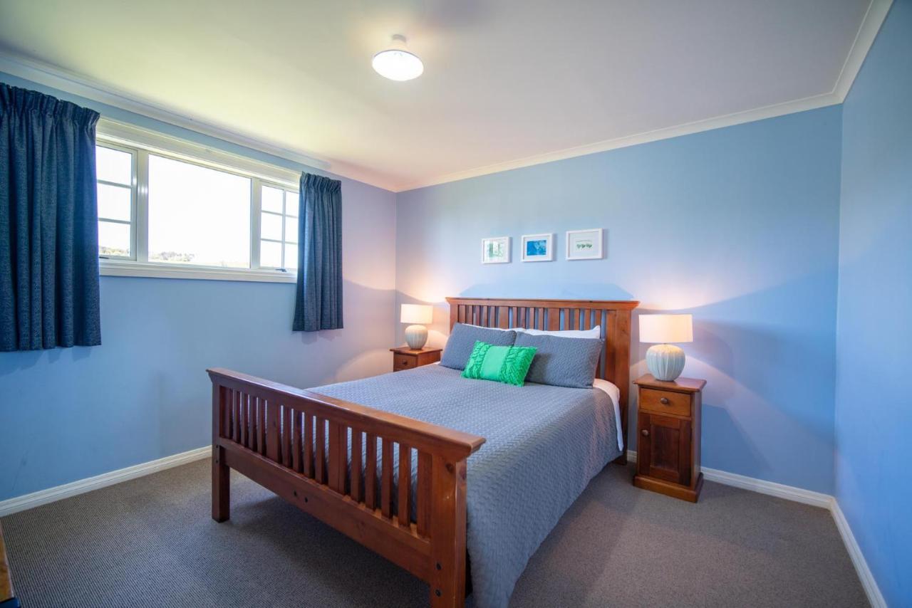 Blue Thistle Cottages Те-Анау Екстер'єр фото