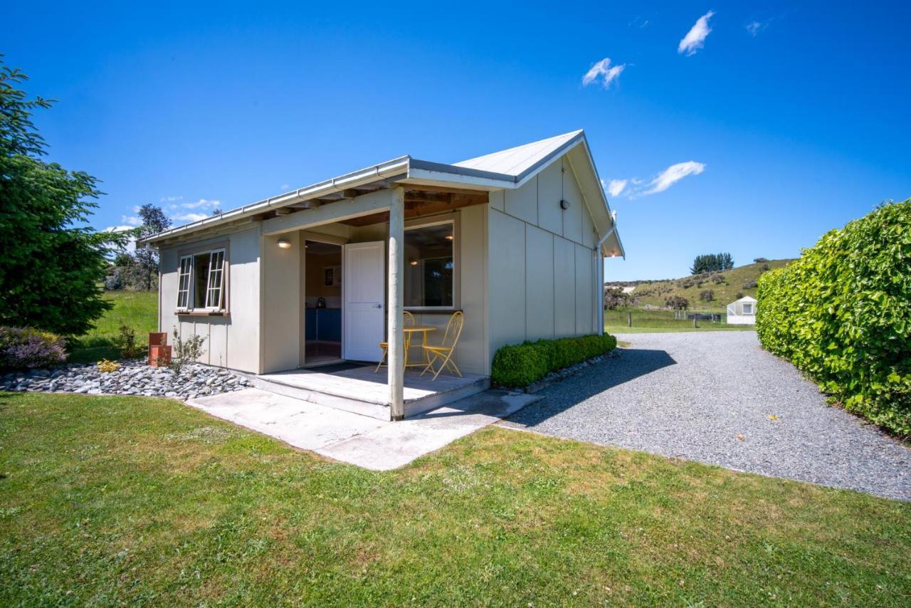 Blue Thistle Cottages Те-Анау Екстер'єр фото