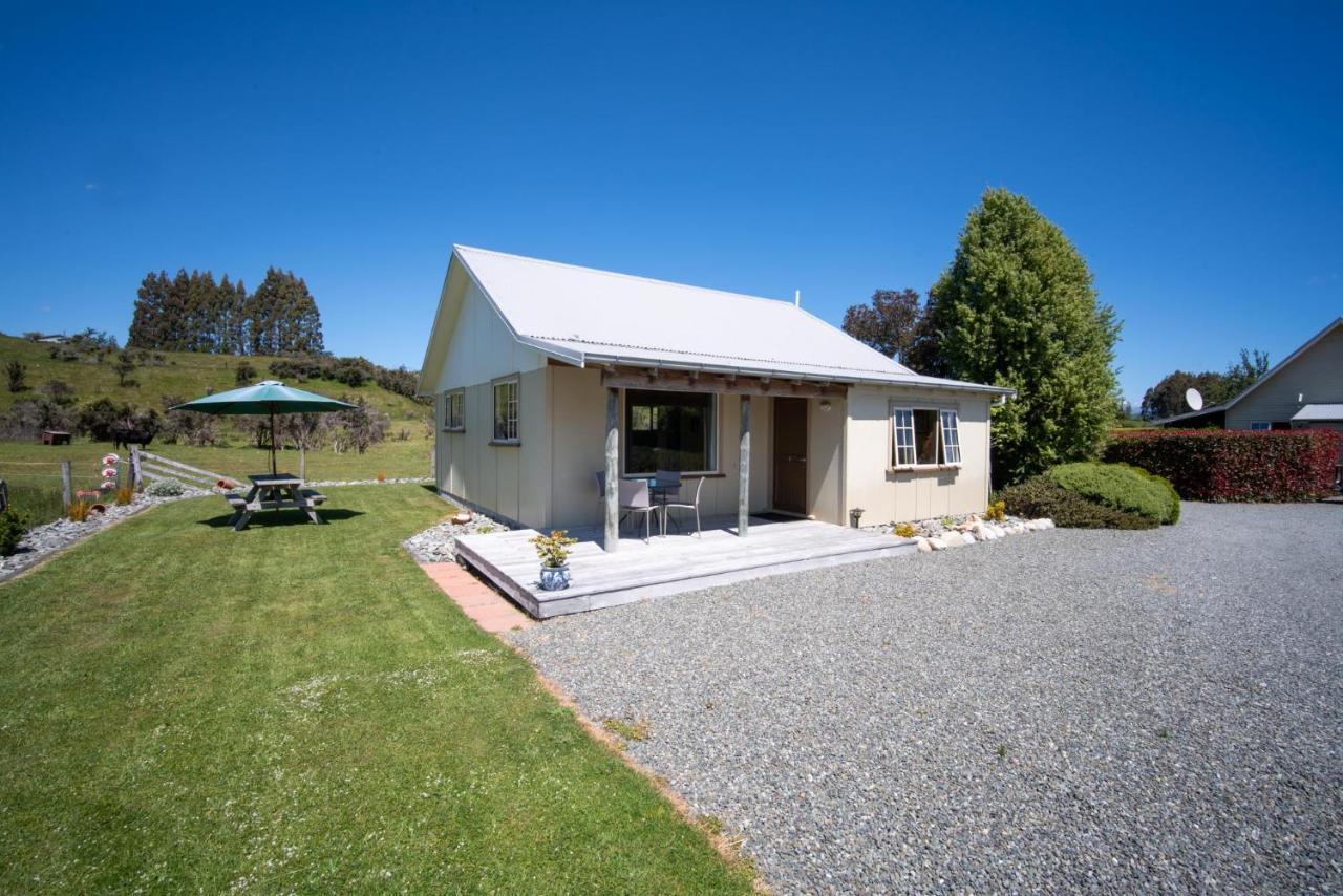 Blue Thistle Cottages Те-Анау Екстер'єр фото