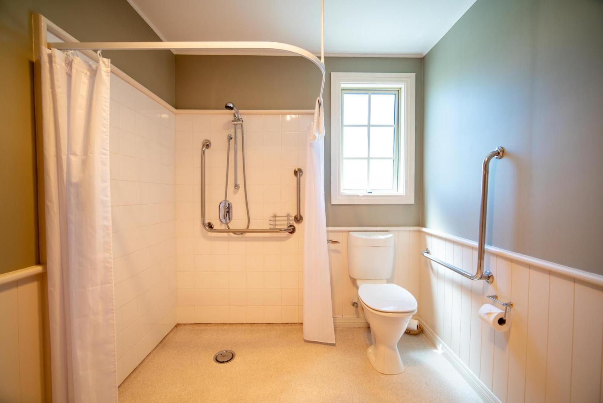 Blue Thistle Cottages Те-Анау Номер фото